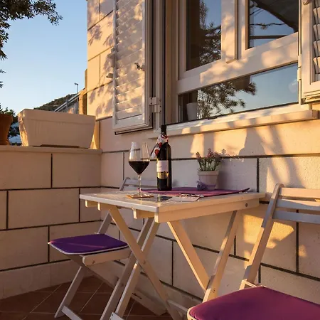 דירה Lovro - Duplex One Bedroom With Terrace And Partial Sea View 1 דוברובניק